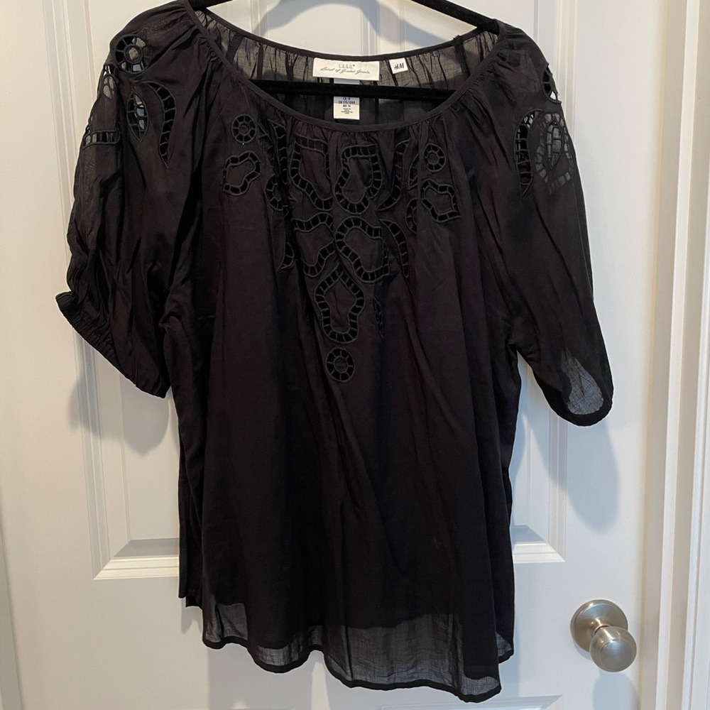 H&M gauze cotton top with embroidery